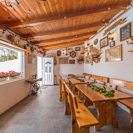 Apartments Villa Nea Leona Trogir Zewnętrze zdjęcie