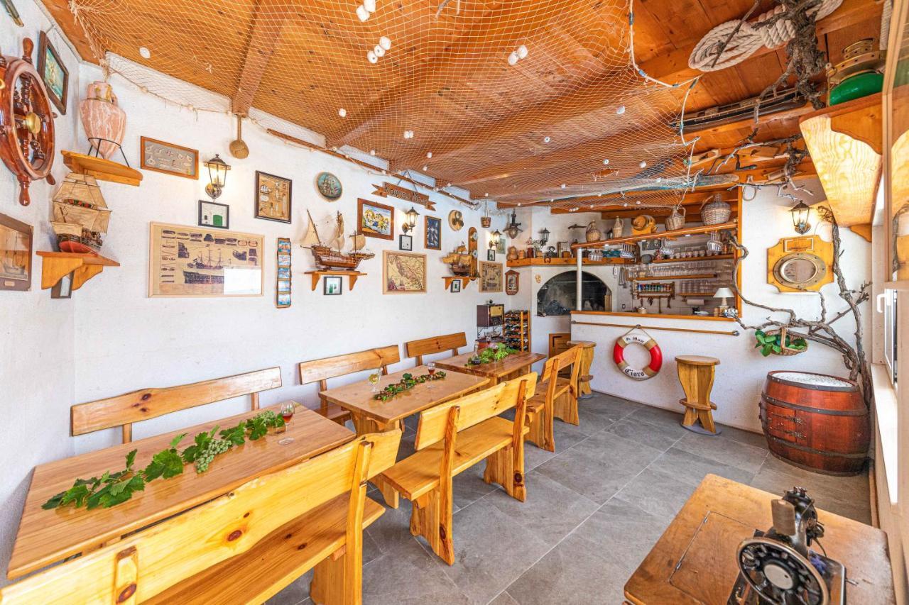 Apartments Villa Nea Leona Trogir Zewnętrze zdjęcie