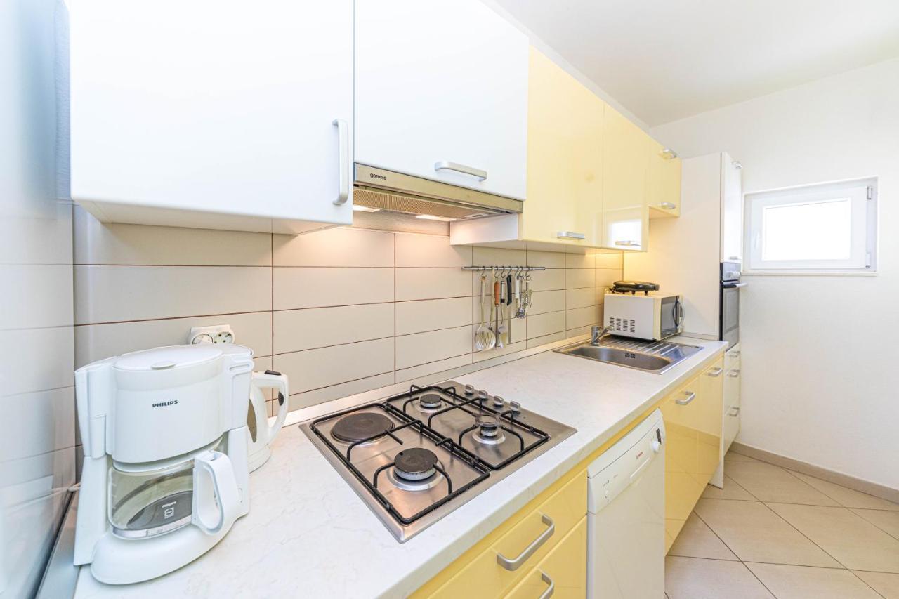 Apartments Villa Nea Leona Trogir Zewnętrze zdjęcie