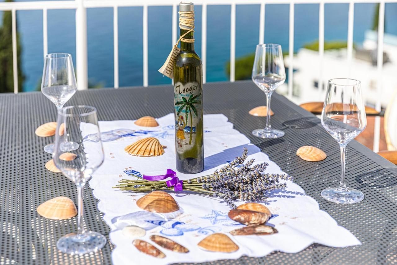 Apartments Villa Nea Leona Trogir Zewnętrze zdjęcie