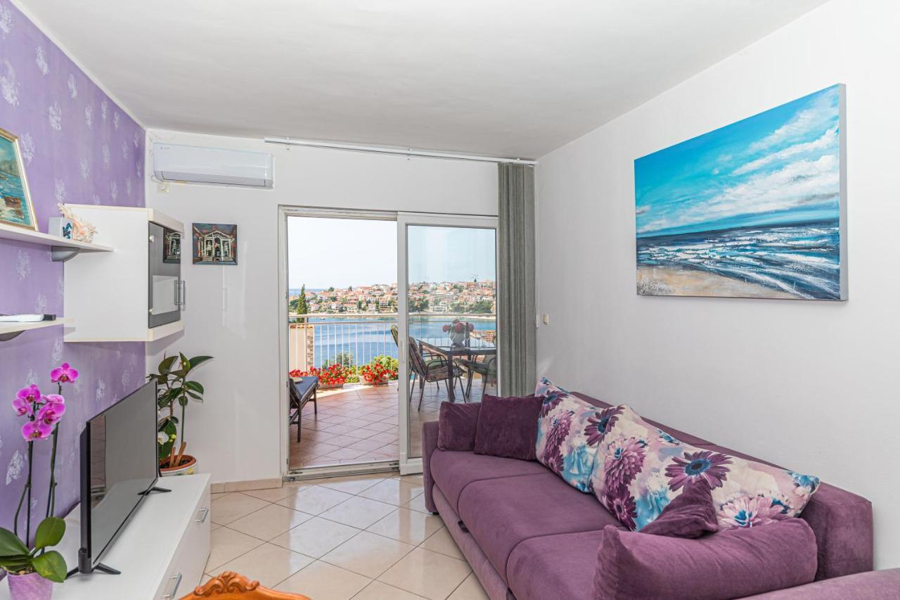 Apartments Villa Nea Leona Trogir Zewnętrze zdjęcie