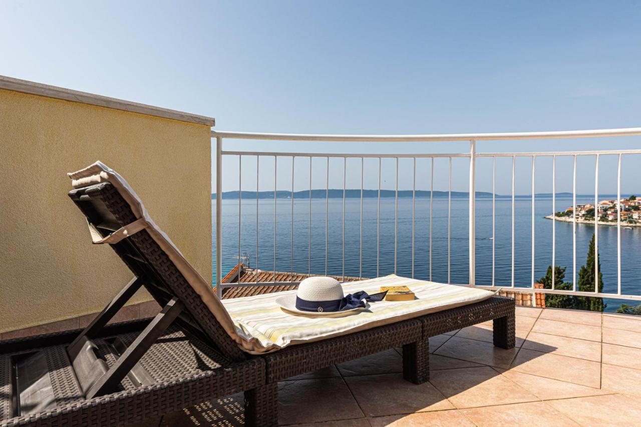 Apartments Villa Nea Leona Trogir Zewnętrze zdjęcie