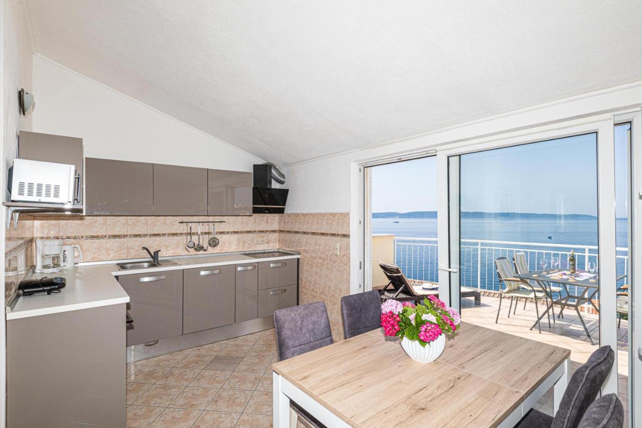 Apartments Villa Nea Leona Trogir Zewnętrze zdjęcie